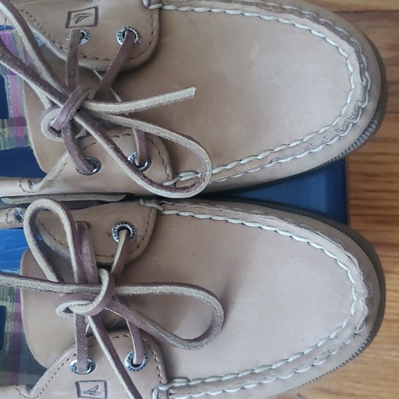 Sperry's - Picture 6 of 8